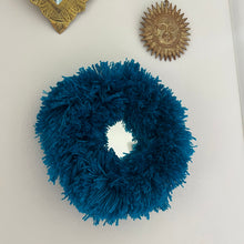 Charger l'image dans la galerie, Miroir froufrous bleu fait main au Maroc – vue 5
