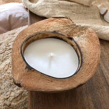 Charger l'image dans la galerie, Bougie noix de coco